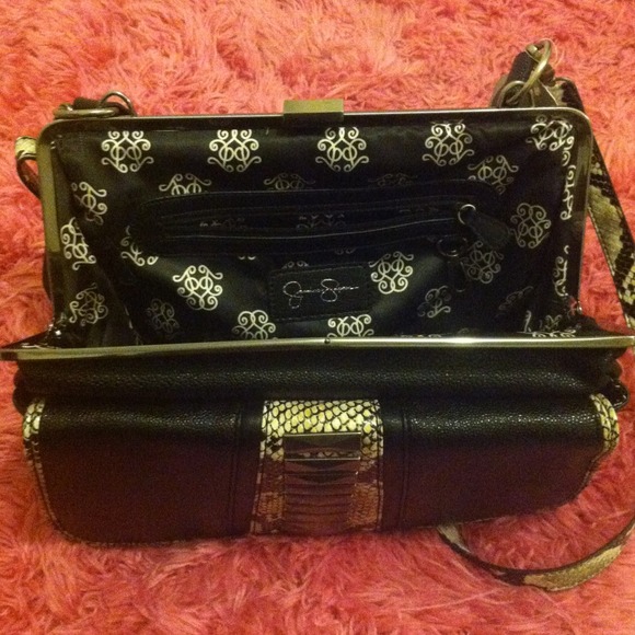 Super HOT!! REDUCED!!! - Picture 3 of 4