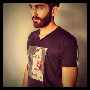 SINGER, one of a kind T shirt by Santo.