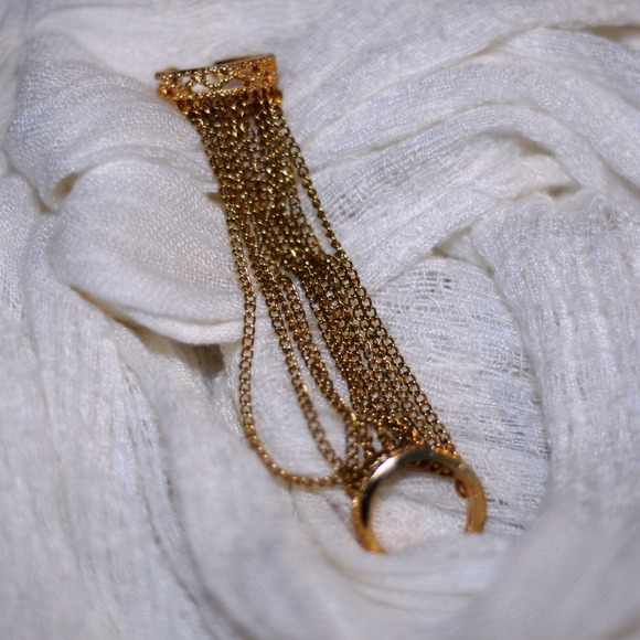 Accessories - Golden Tassel Double Ring Accessories - Golden Tassel Double Ring