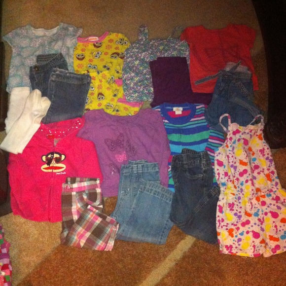 Toddler girl clothes 2T & pink nike shoes