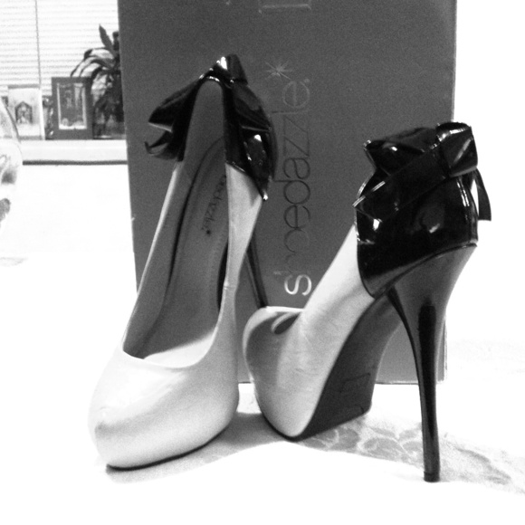 Shoe dazzle...Limited Edition