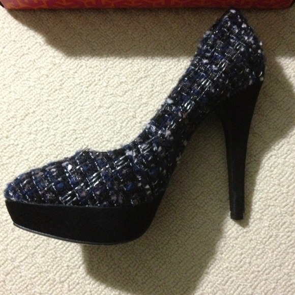 S🎌 Authentic Tory Burch pumps - Picture 2 of 4