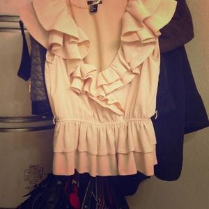 H&m creme colored blousse