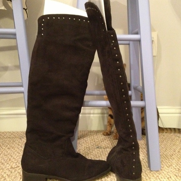 Black knee high boots