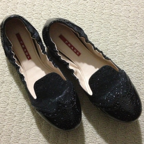 Prada Shoes - 👠Reserved👠Authentic Prada flats