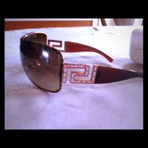 AUTHENTIC VERSACE SUNGLASSES 2072 MOD