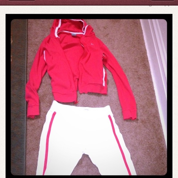 2 tops and 1 track suit bundle for @selliot