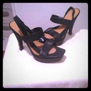 NINE WEST PLATFORM WOOD HEELS