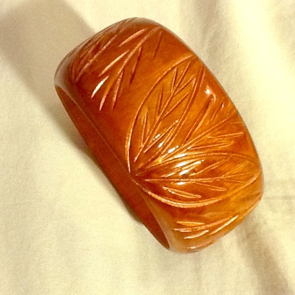 Brown bracelet - Picture 1 of 2