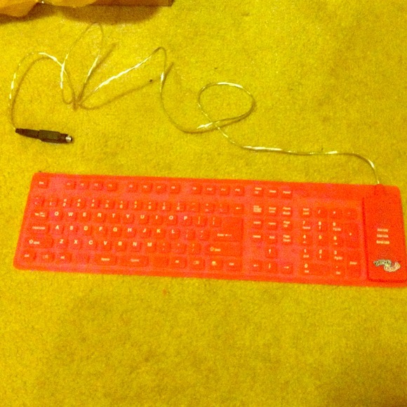 💻 hot pink bendable keyboard
