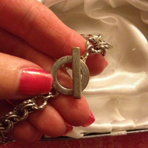 🙅Bundled🙅Free Chunky Silver Charm Bracelet - Picture 4 of 4
