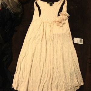 BNWT Forever21 M/M cream tank with flowers