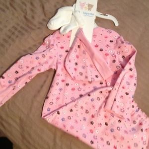 Baby Girl Layette 3 pcs NWT - socks,hat & sleeper