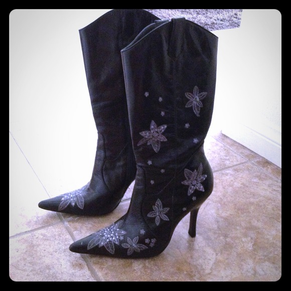 Bakers Black Broidered Boot