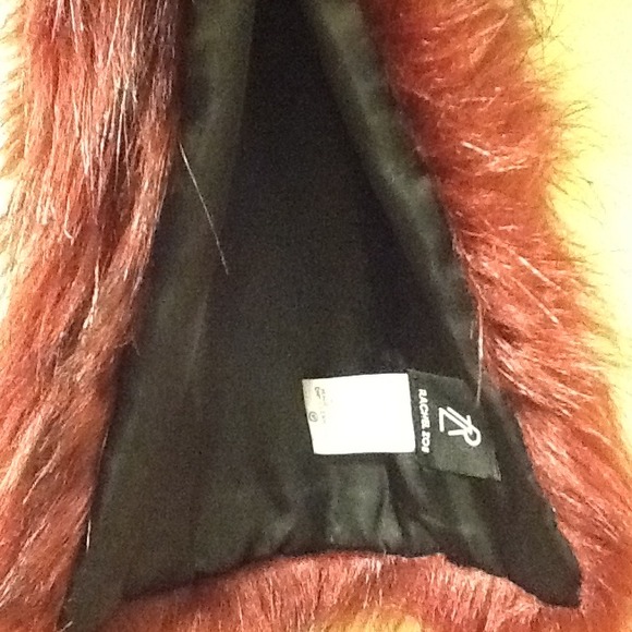 Rachel Zoe burgundy pull through scarf - Picture 2 of 2