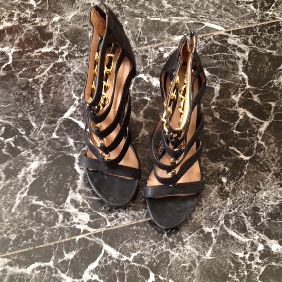 Black cutie cute shoes - Picture 3 of 3