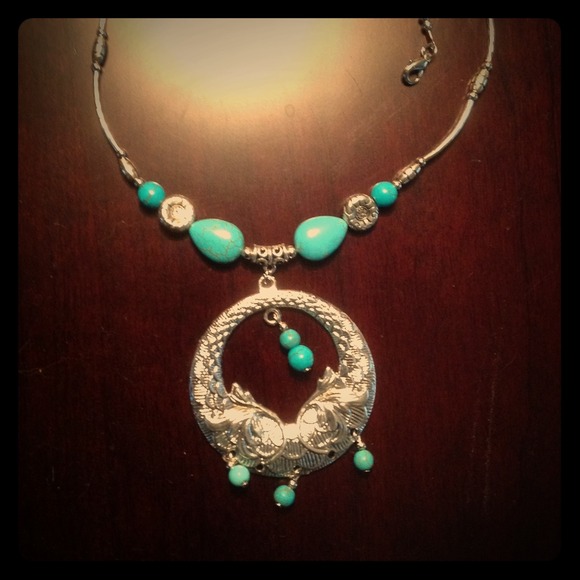 necklace in turquoise 🎉new price