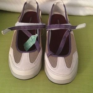 NWT Mary Jane Sport Trekkers from Lands End, 11