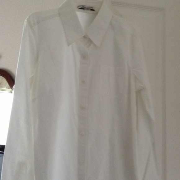 Brand new Liz Claiborne white button shirt