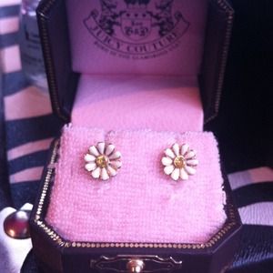 Juicy couture daisy earrings