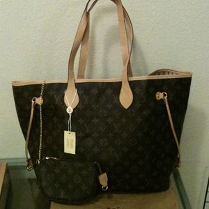 Beautiful shoulder bag/ tote