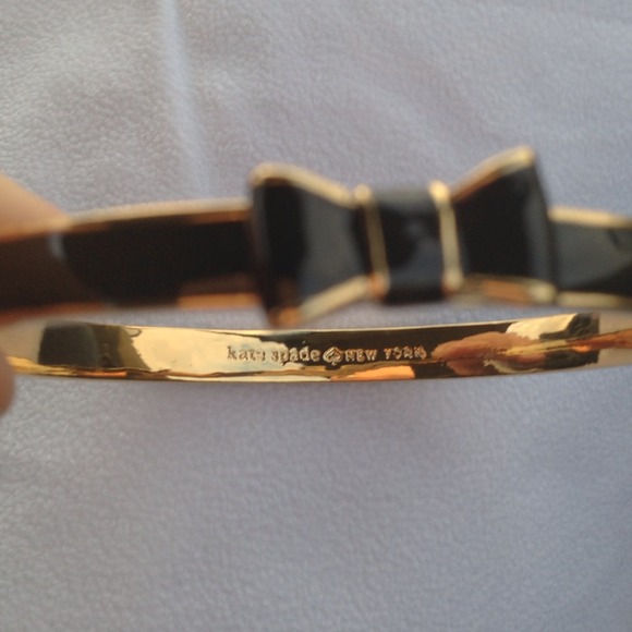 ❌Sold❌in bundle to @tnicole Kate spade bangle - Picture 3 of 4