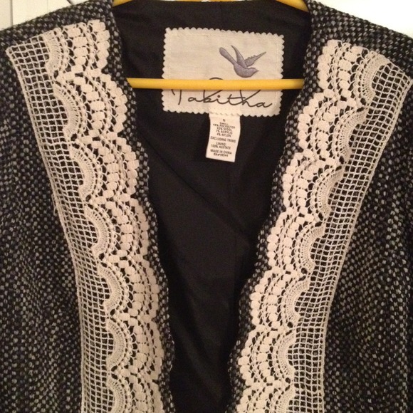 Cropped wool boucle jacket - Picture 2 of 2