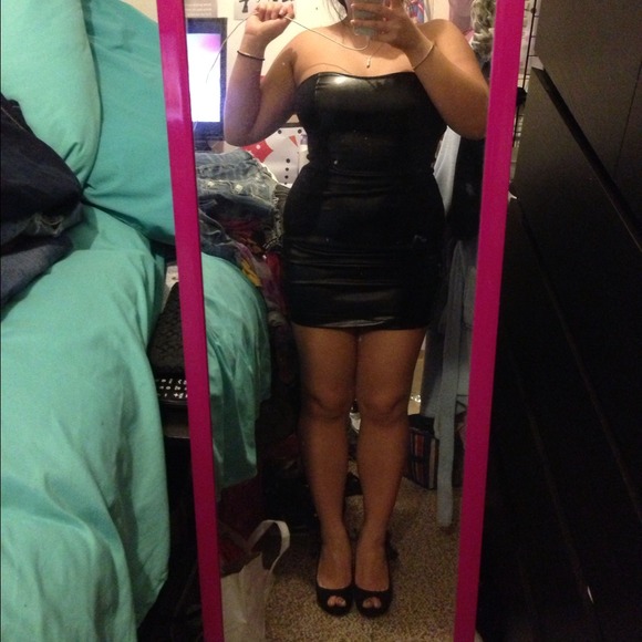 Black strapless dress/white dress bundle✨sold✨