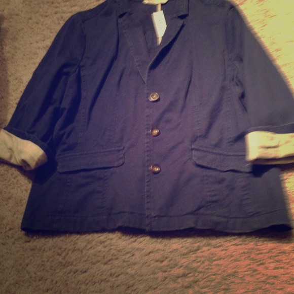 New with tags, Old Navy dark blue blazer.