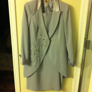 Ladies suit