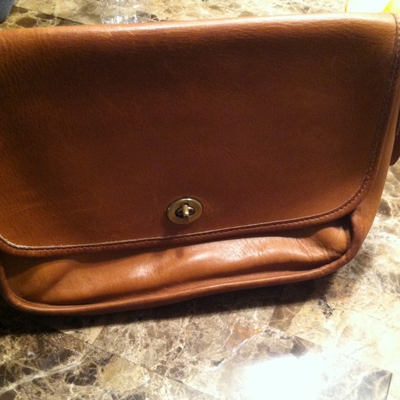 Vintage cognac coach. - Picture 2 of 4