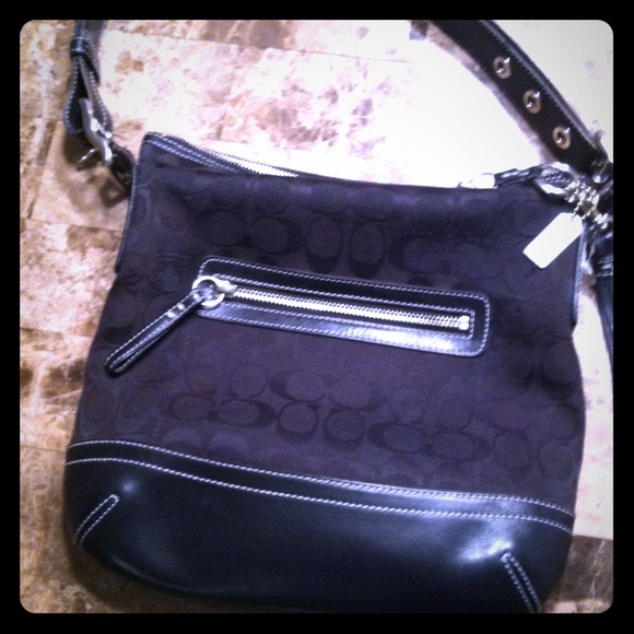 Signature C coach