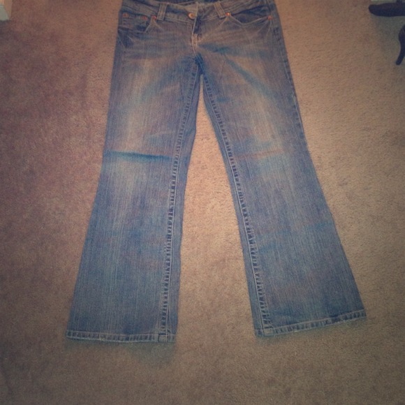 American Eagle Light Wash Jeans