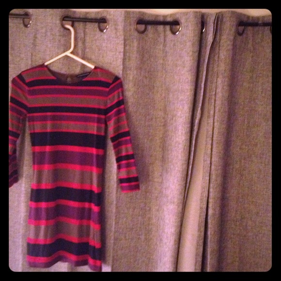 SOLD 🔒 French connection cotton shirt dress