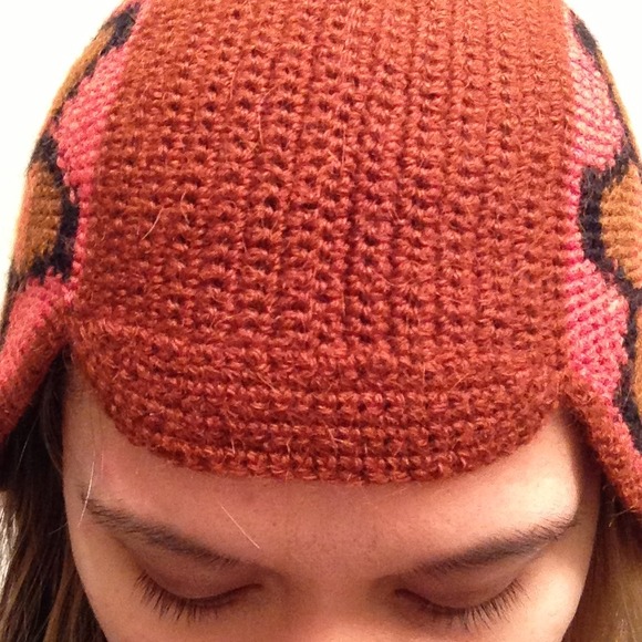 SOLD Boho chic Flower aviator cap with tassel - Picture 4 of 4