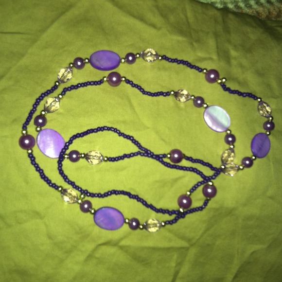Necklace - Picture 1 of 1