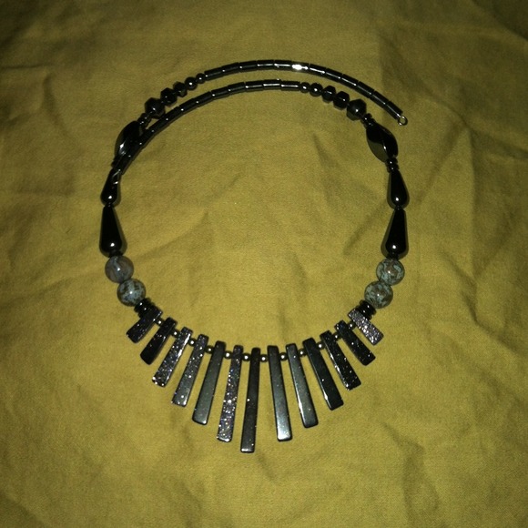 Choker necklace