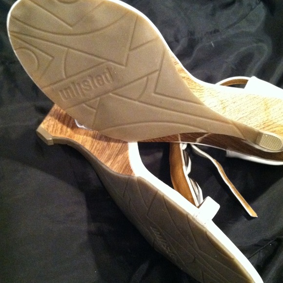 Wedges - Picture 4 of 4