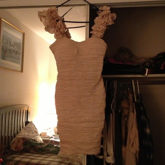 Tan rouched body con dress