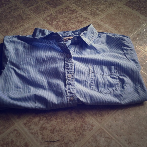 Sold!! Blue button up ❤