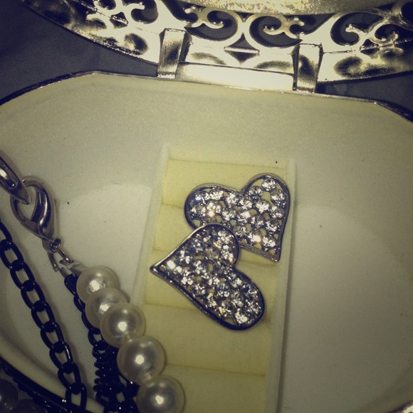 Silver Diamond Heart Earrings