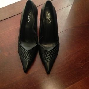 ALDO black shoes perfect for work