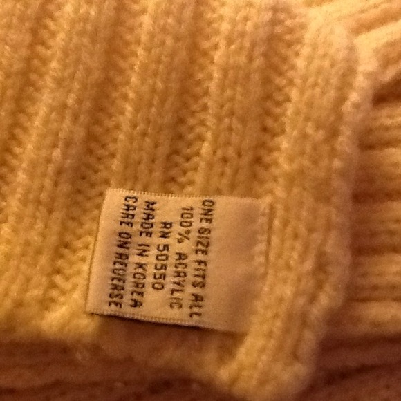 Scarf - Picture 2 of 3