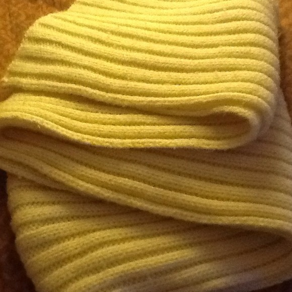 Scarf - Picture 3 of 3