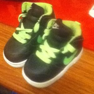Baby nikes like new