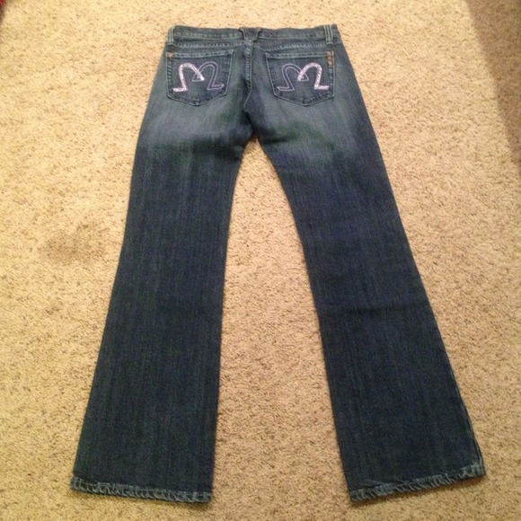 📌SOLD📌Miss Me jeans - Picture 2 of 3