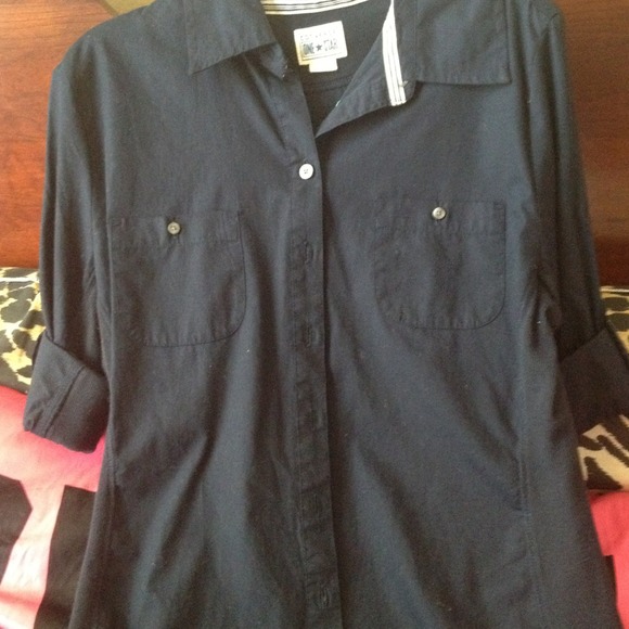 Converse all star button down! Never worn! Size M
