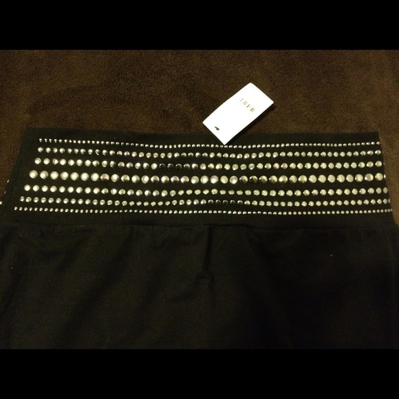 BNWT Express Black Studded Skirt - Picture 2 of 3