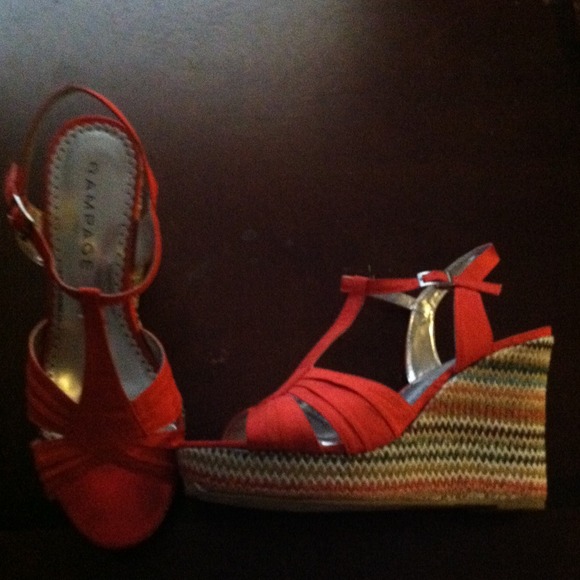 Coral wedges.