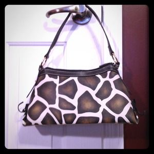 Giraffe print purse